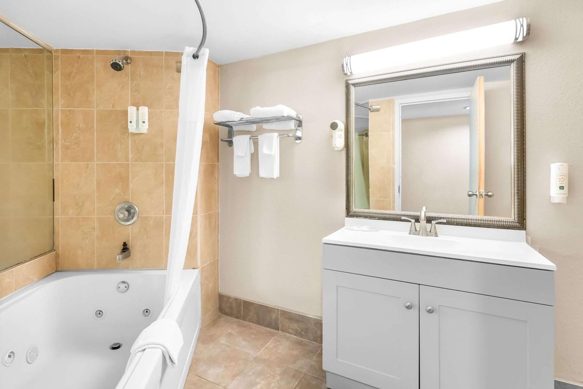 Quality Inn Selma - Smithfield Ngoại thất bức ảnh